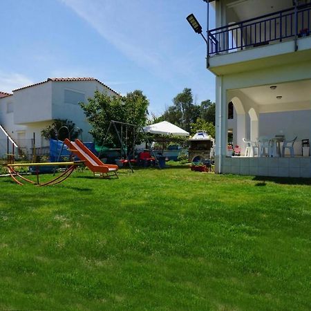 הוילה Paralia Avdhiron Dolphins House מראה חיצוני תמונה