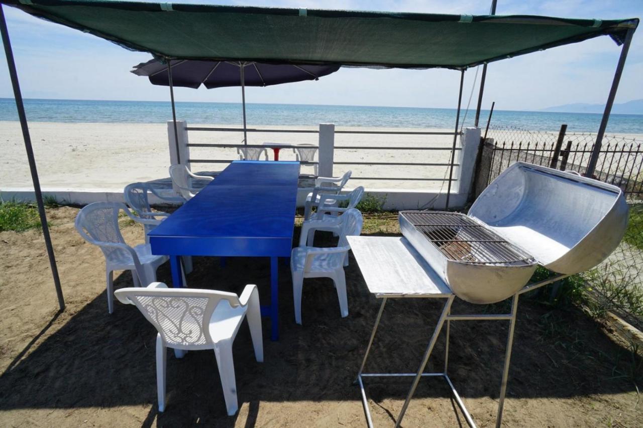הוילה Paralia Avdhiron Dolphins House מראה חיצוני תמונה